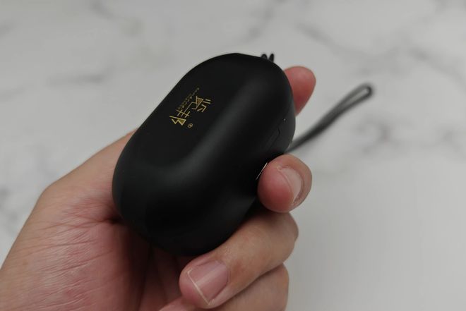 ： 新一代旗舰 TWS 降噪耳机震撼来袭龙8体育览邦 LairPods Pro+(图2)