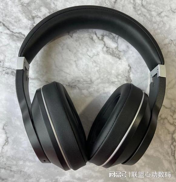 噪耳机4款家居聆听的伴侣龙8国际点此进入头戴降(图2)